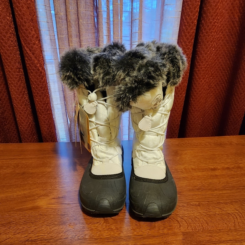 Snow Boots